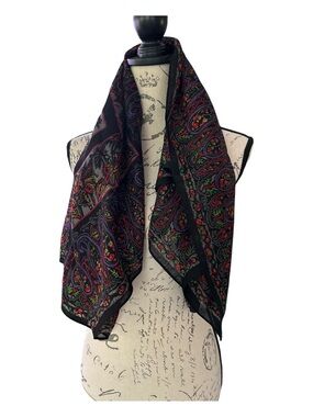 Perry Ellis Vintage 100% wool scarf, all season, square, muted multicolor